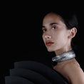 Load image into Gallery viewer, Leaf Collar