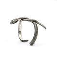 Load image into Gallery viewer, Serpentine Hand Bracelet