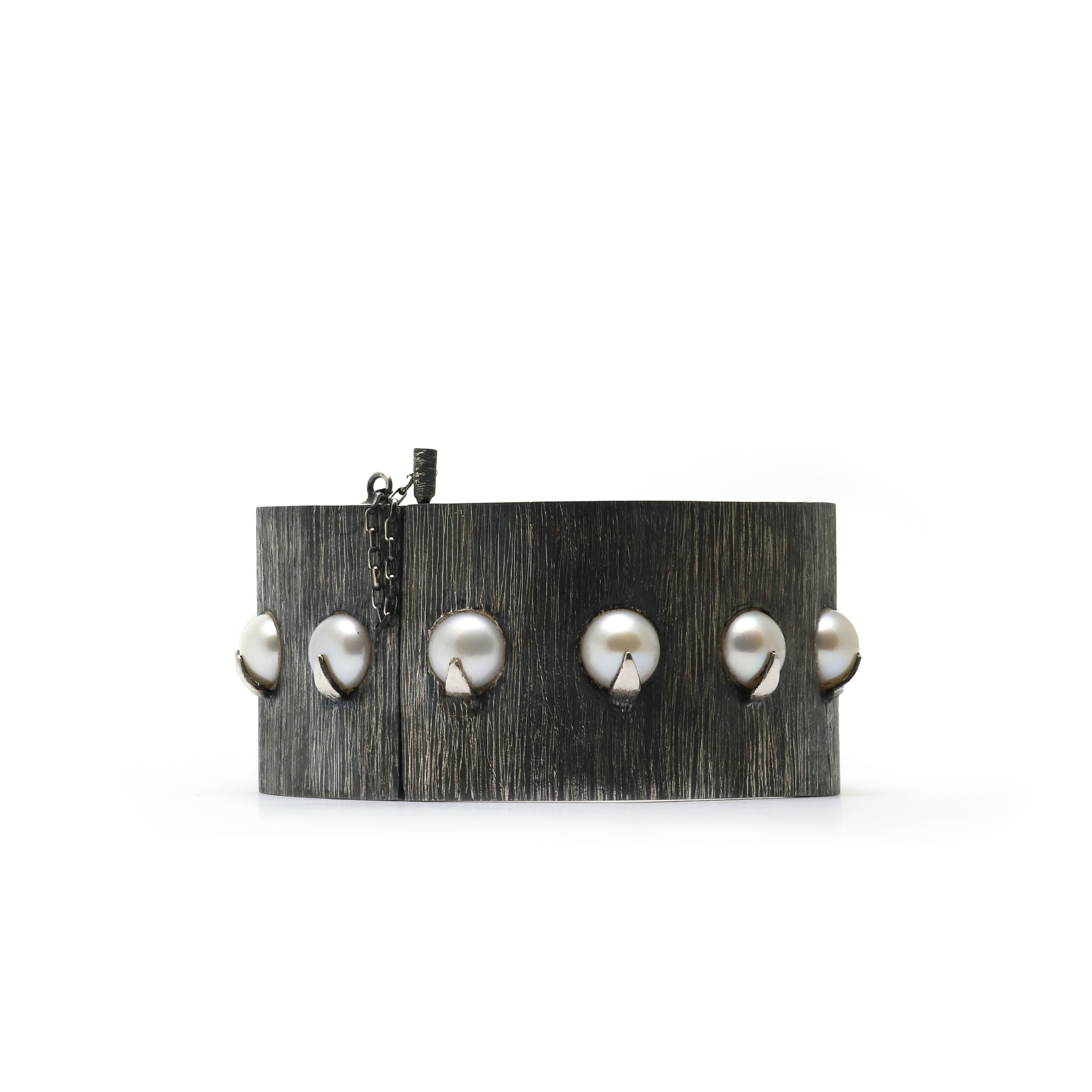 Captured Pearls Bracelet