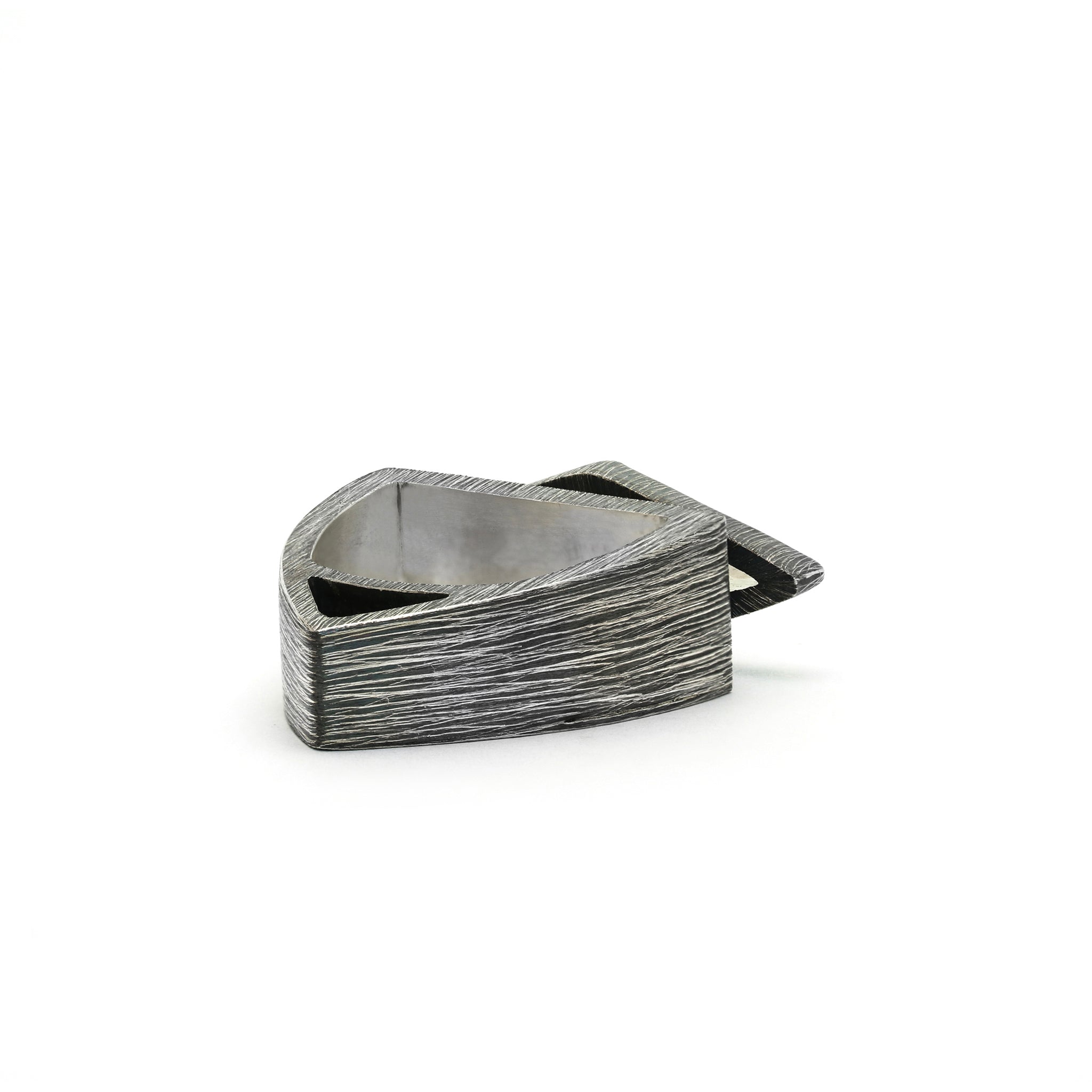 Dual Triangles Ring