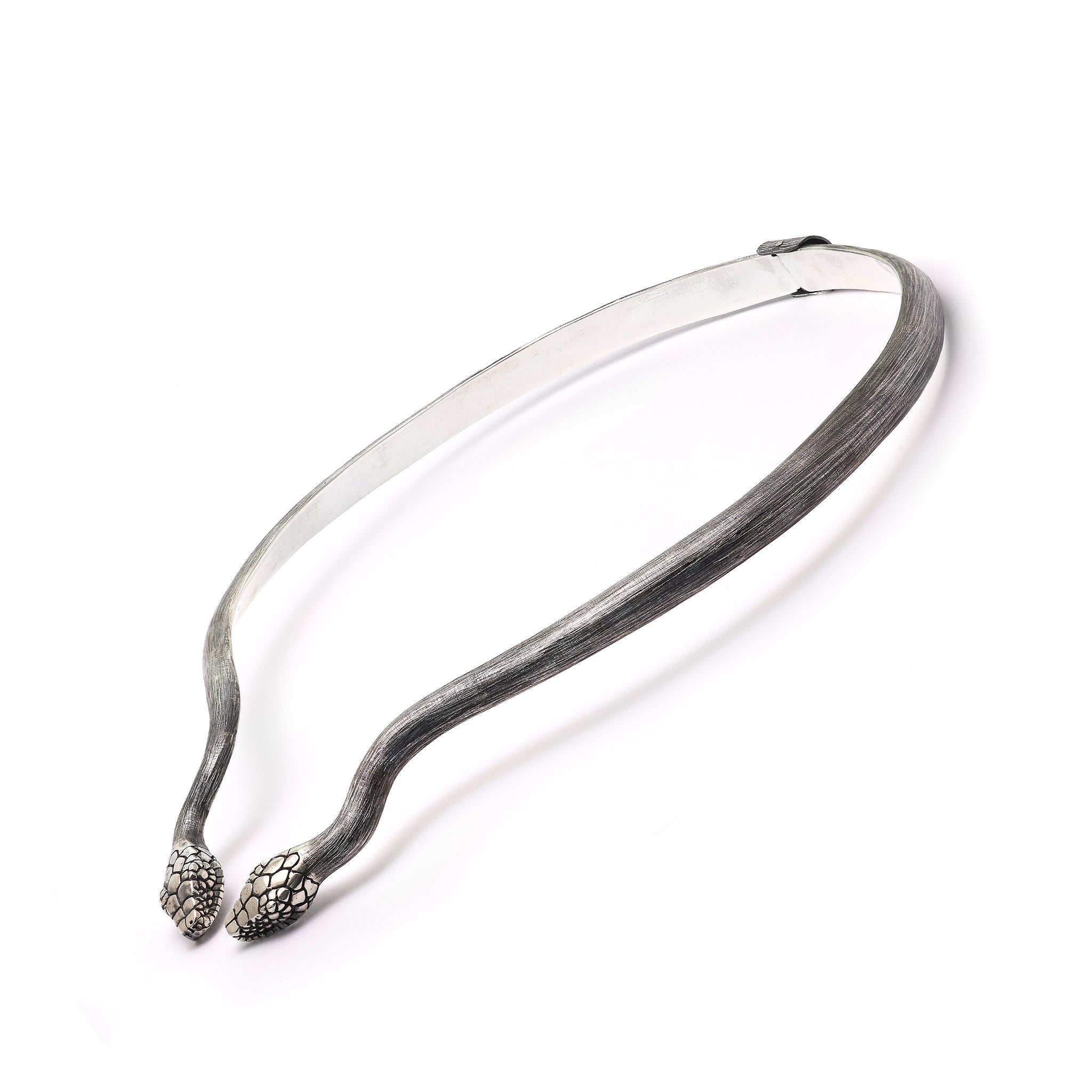 Embraced Collar
