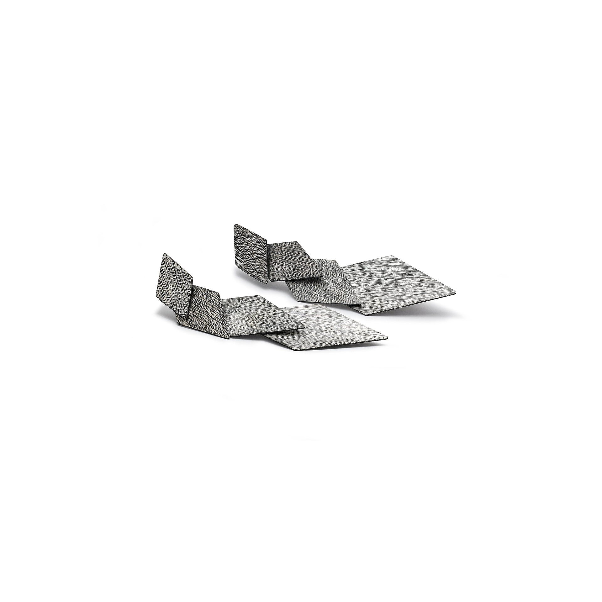 Flying Rhombus Earrings
