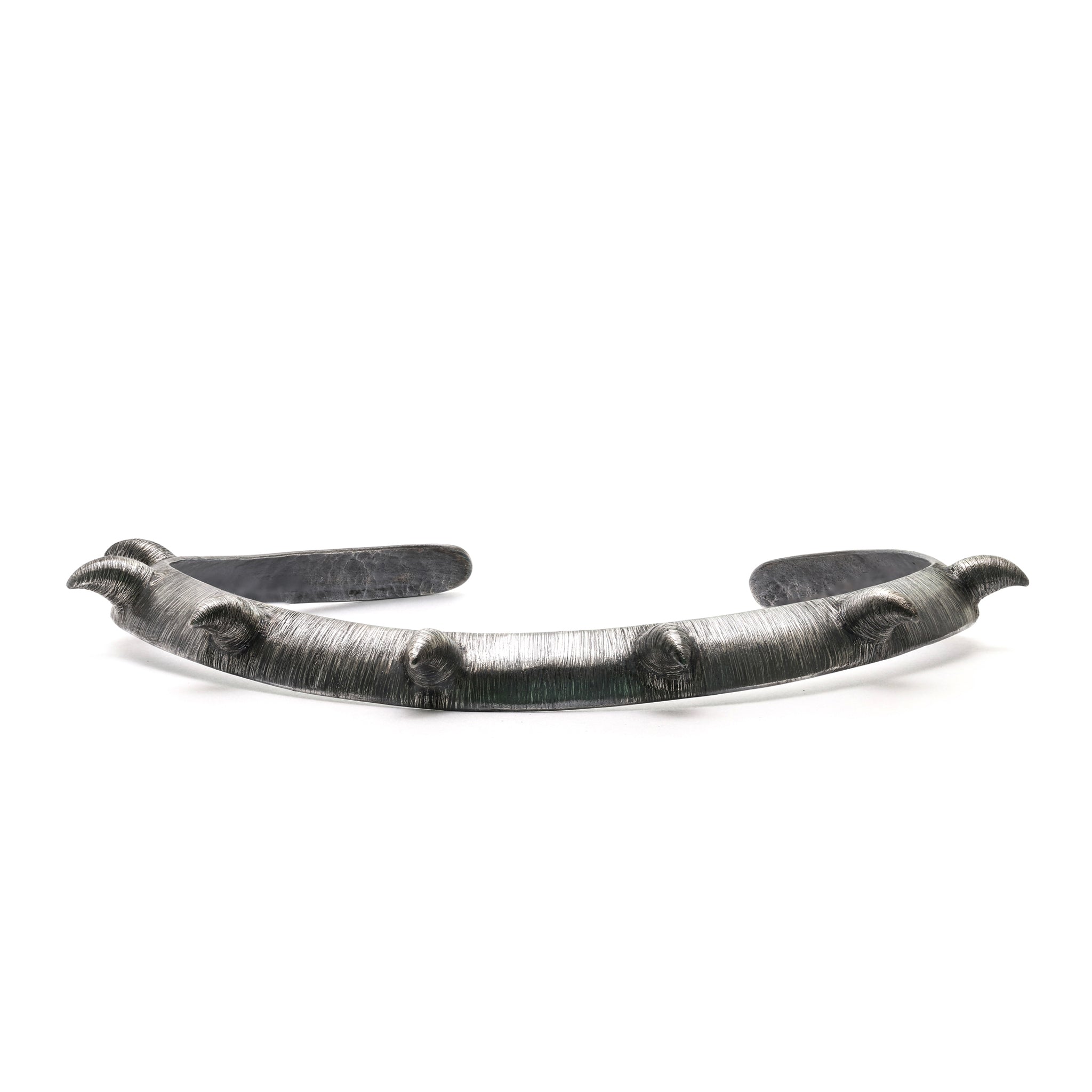 Horned Collar