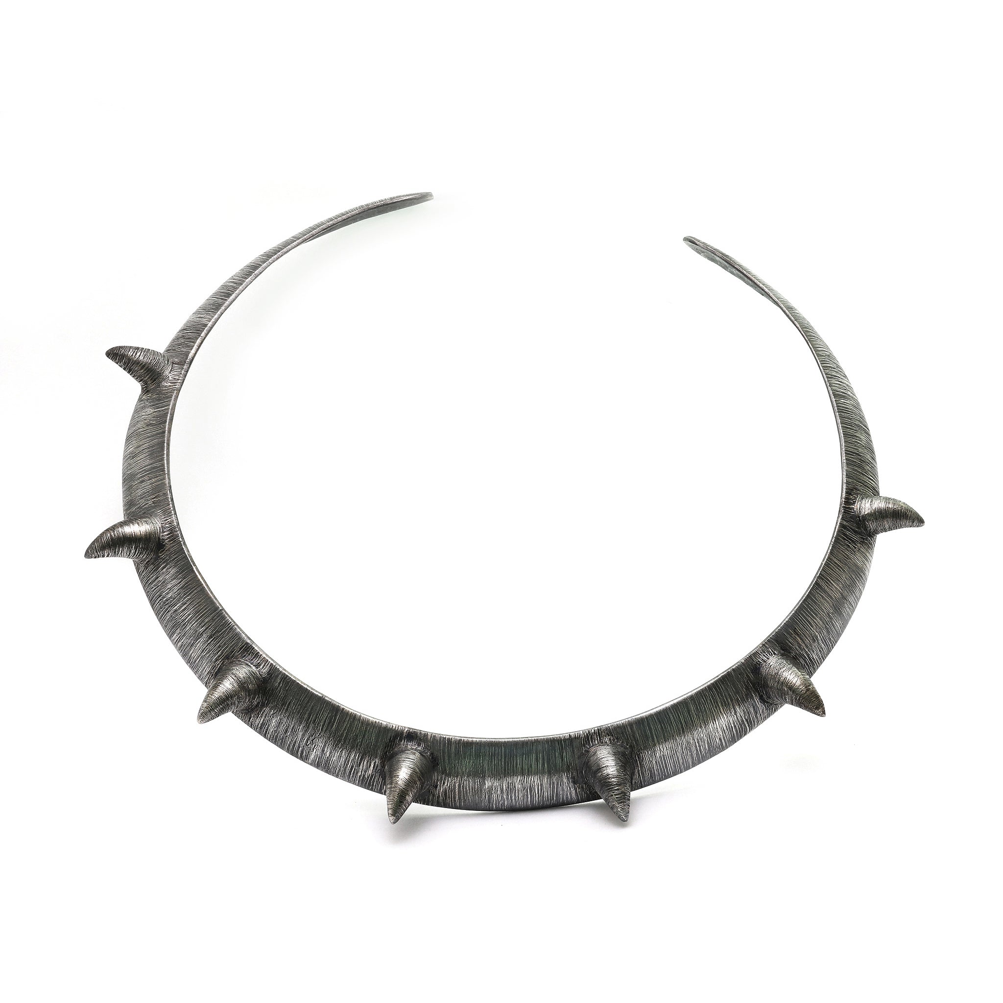 Horned Collar