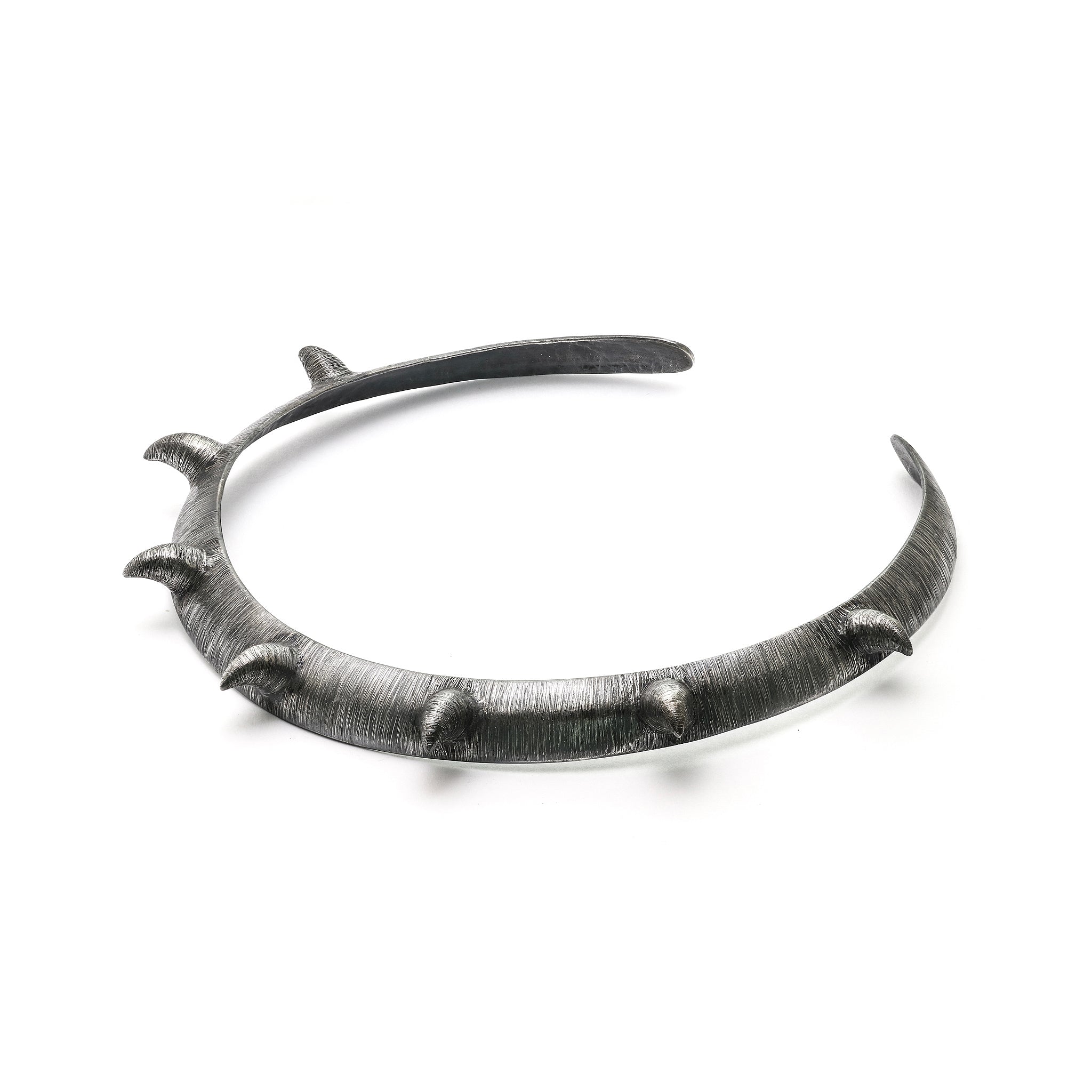 Horned Collar