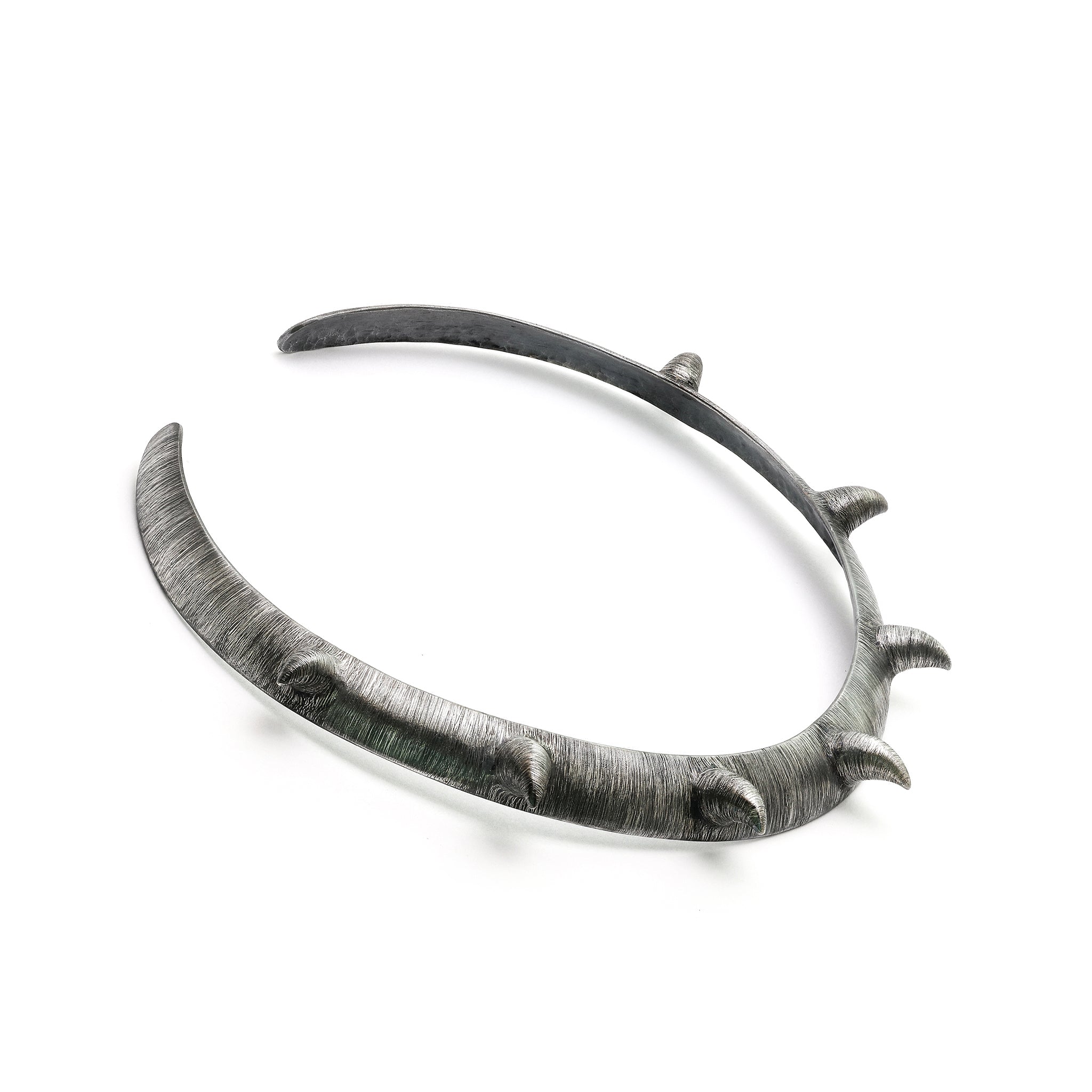 Horned Collar