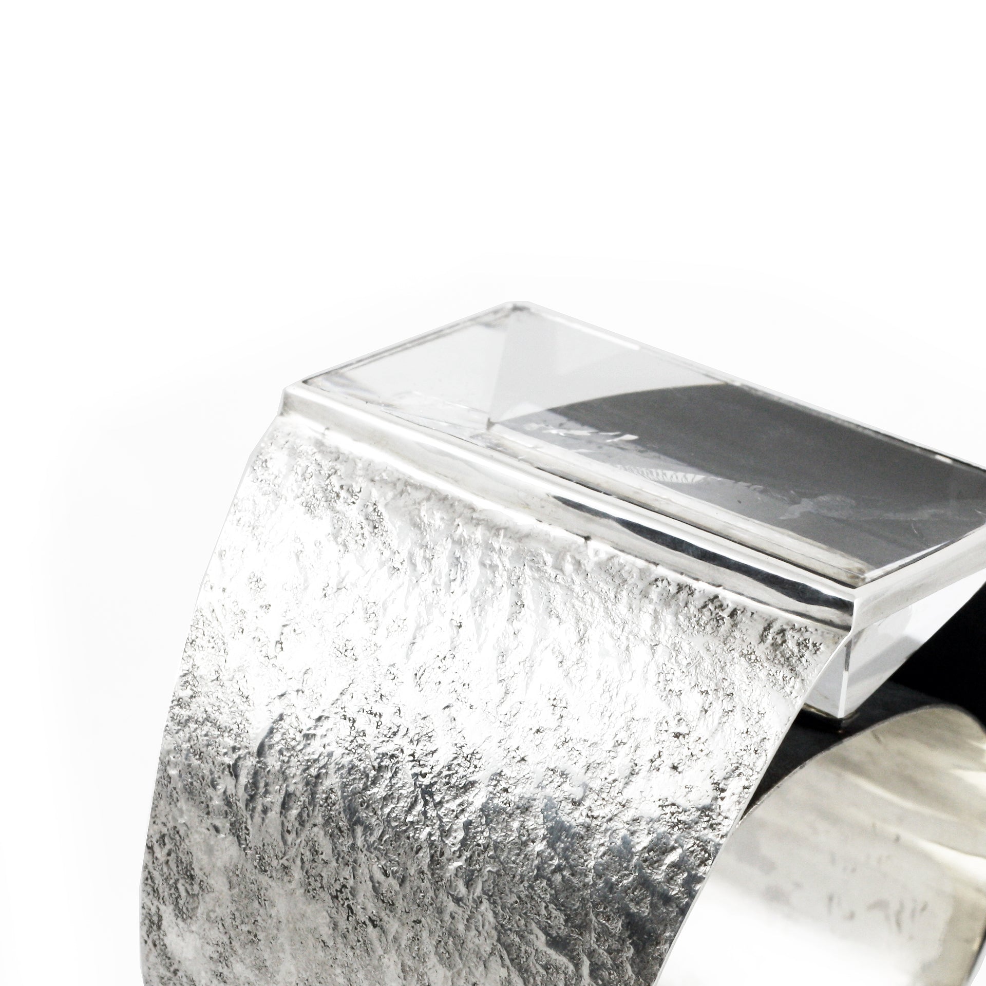 Night's Bridge Cuff Bracelet