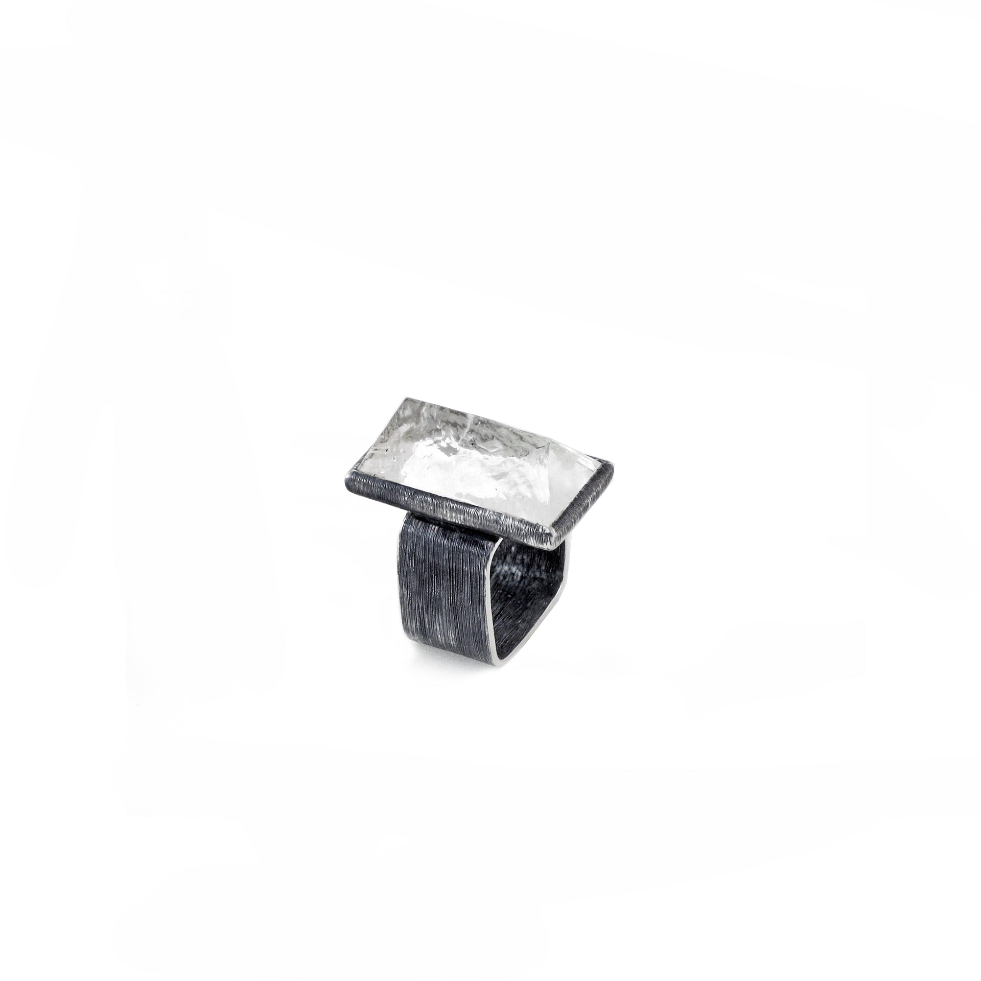 Prismatic Gate Ring