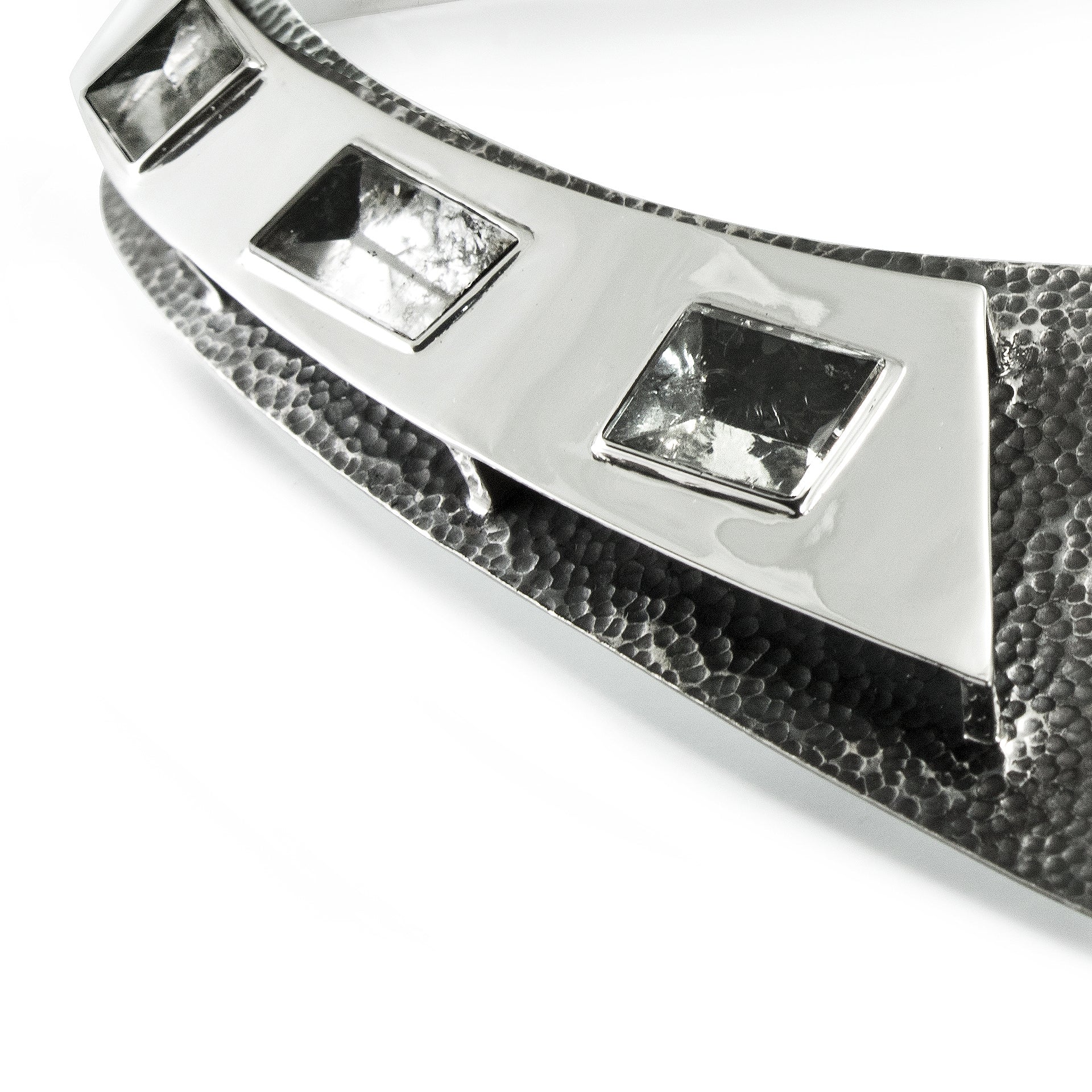 Rising Lights Collar