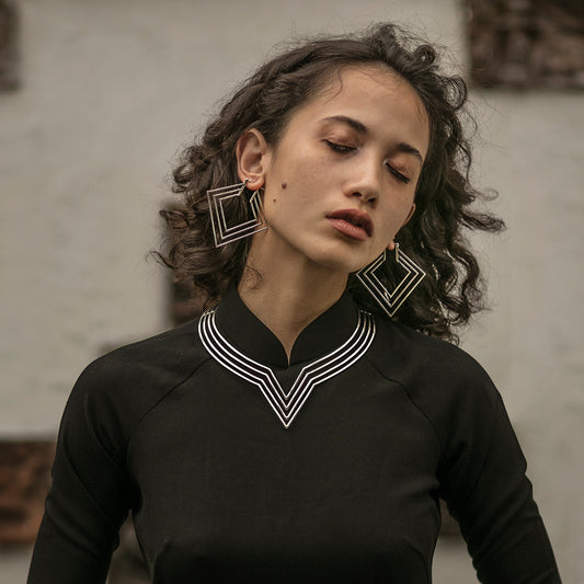 Vee Collar