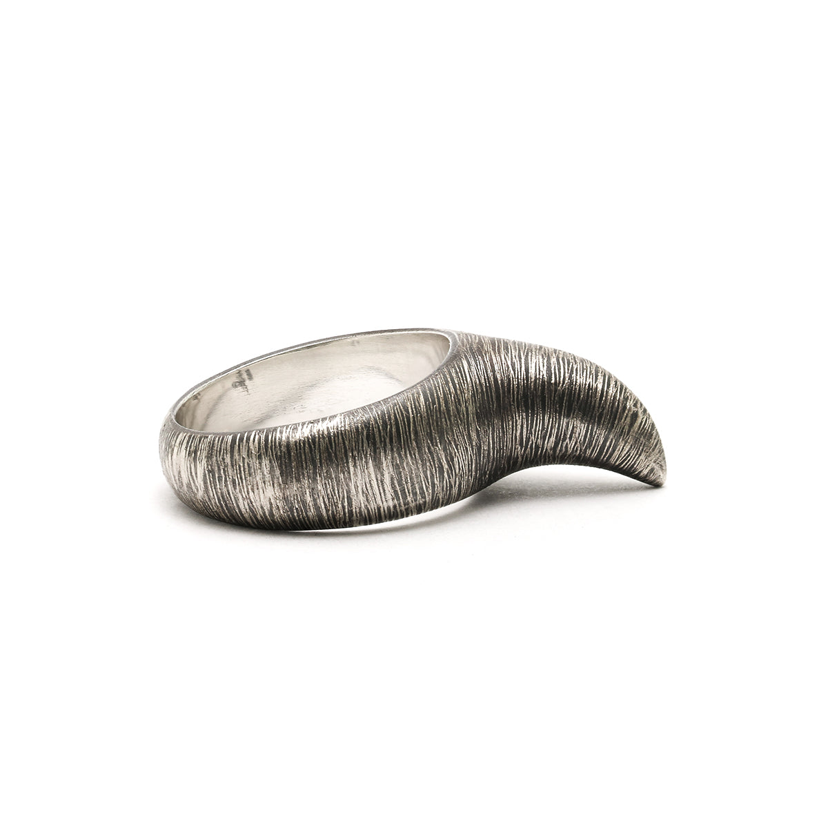 Wondrous Horn Ring