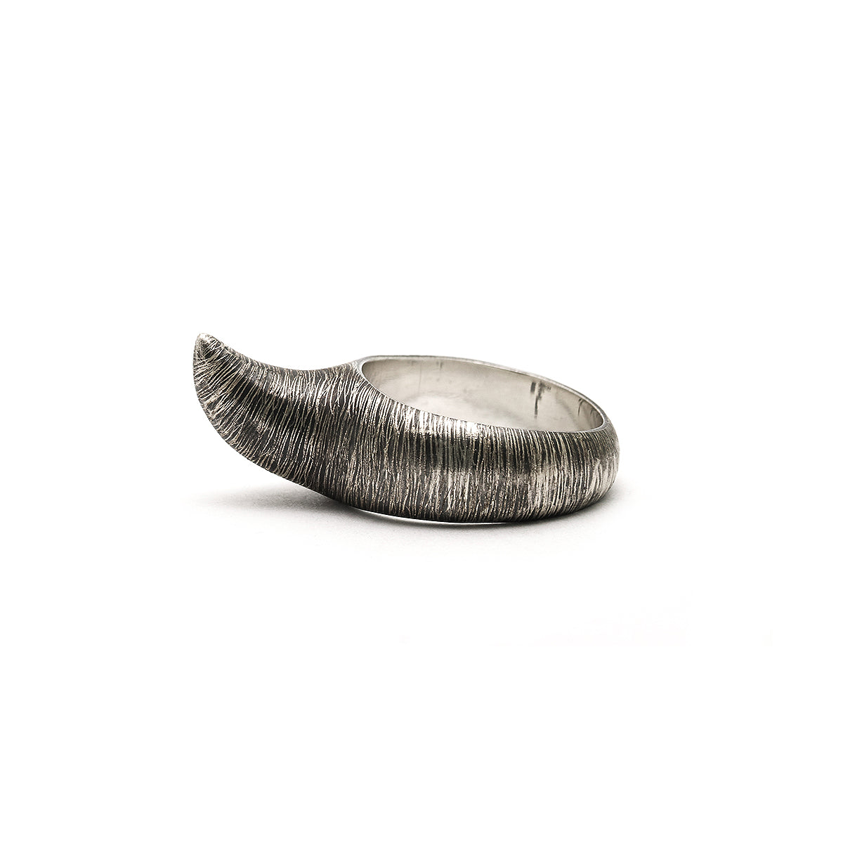 Wondrous Horn Ring