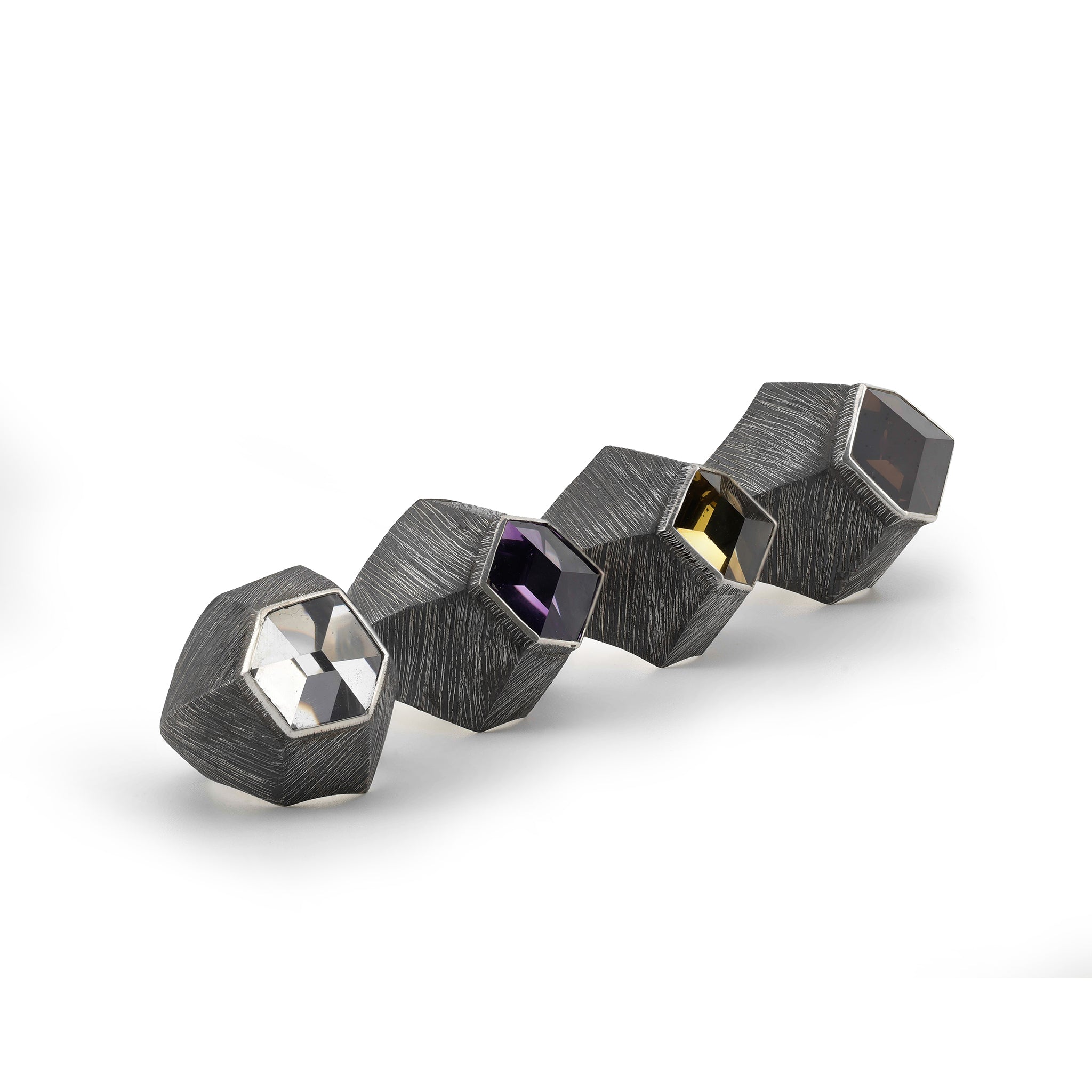 Cubic Lanes Ring