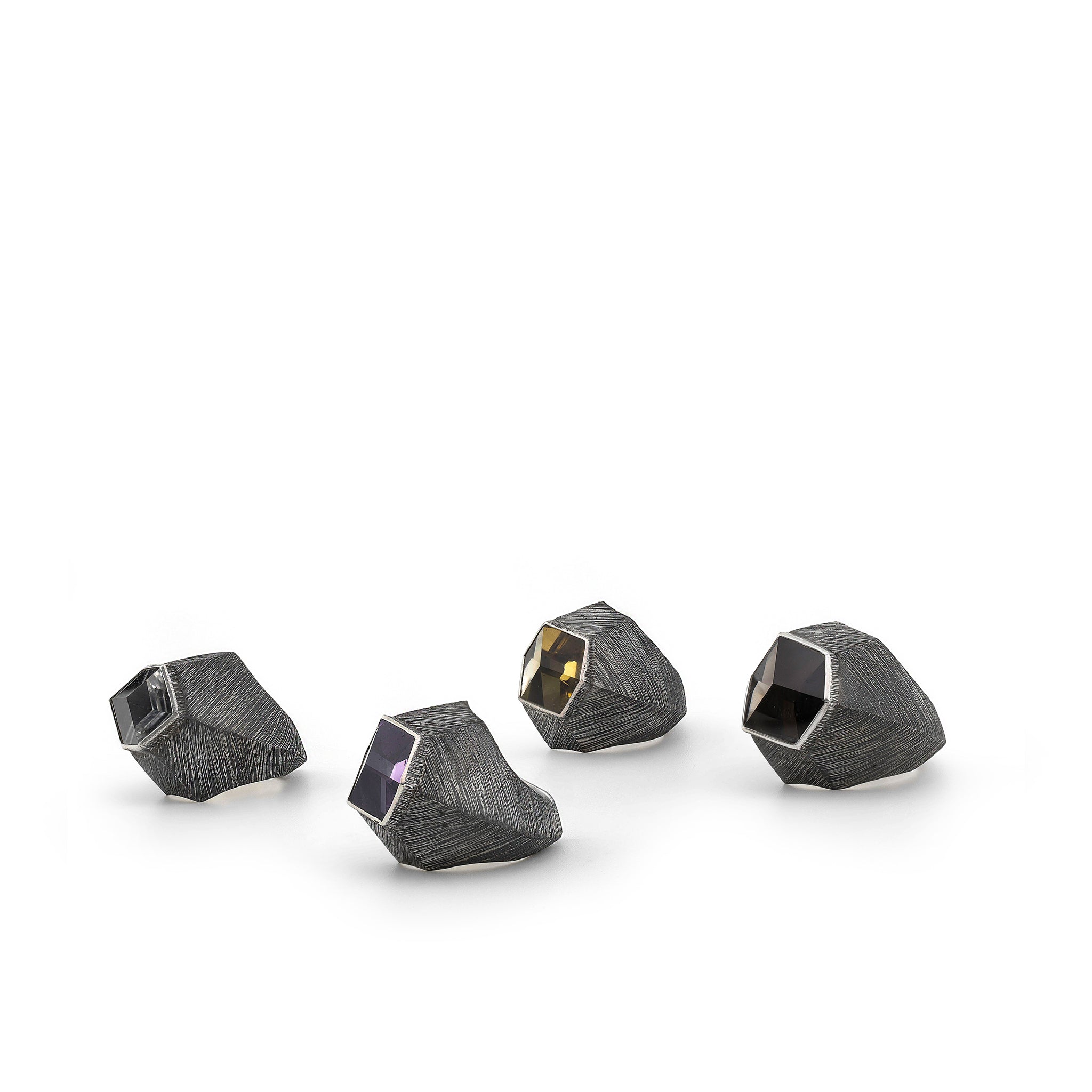 Cubic Lanes Ring
