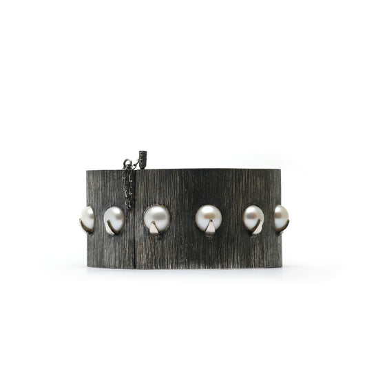Captured Pearls Bracelet
