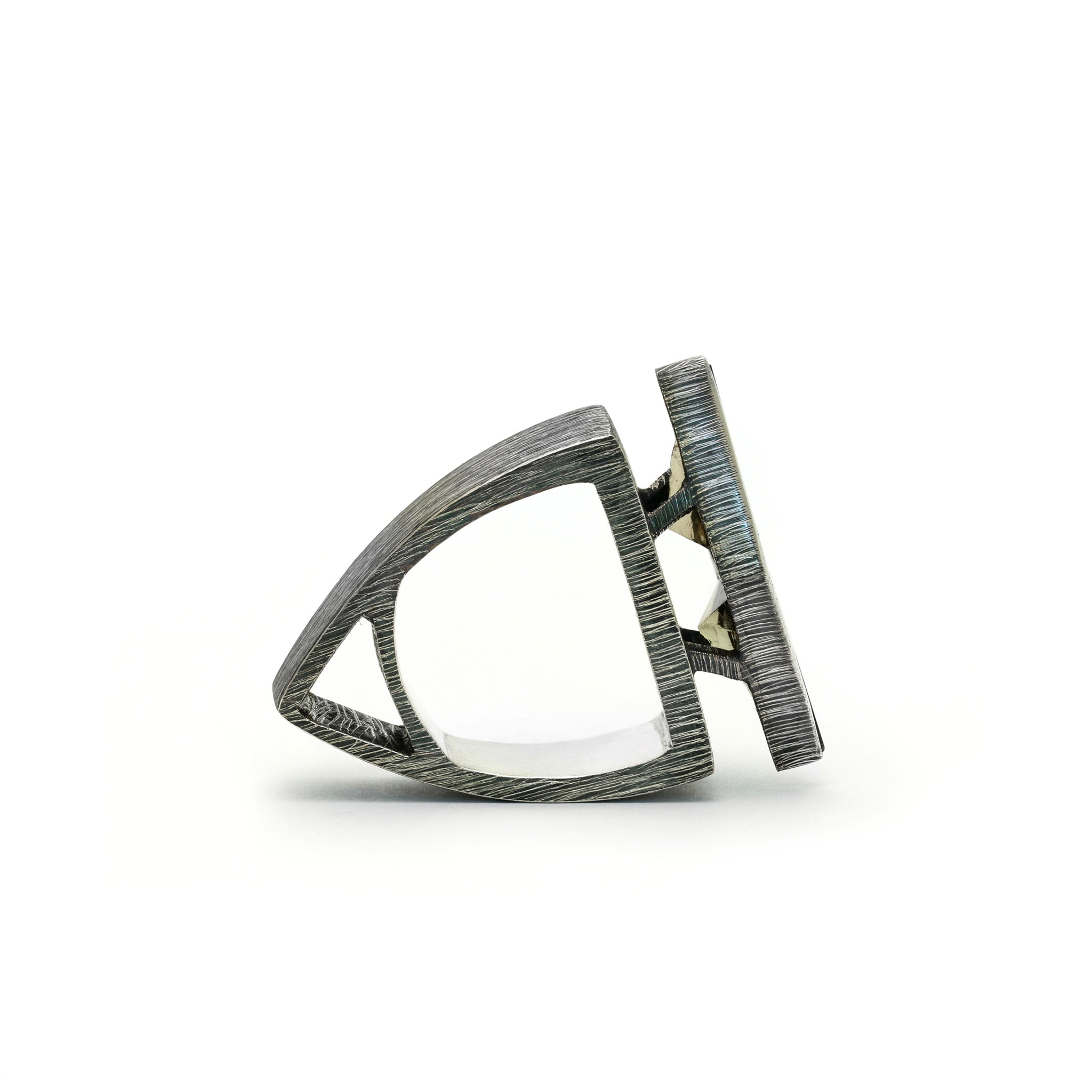 Dual Triangles Ring